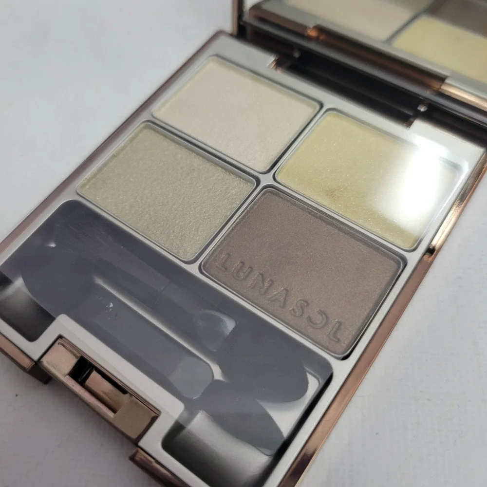 New No Box Lunasol Sand Natural Eyeshadow 02‎ Clear Sand 4g Quad Palette Matte